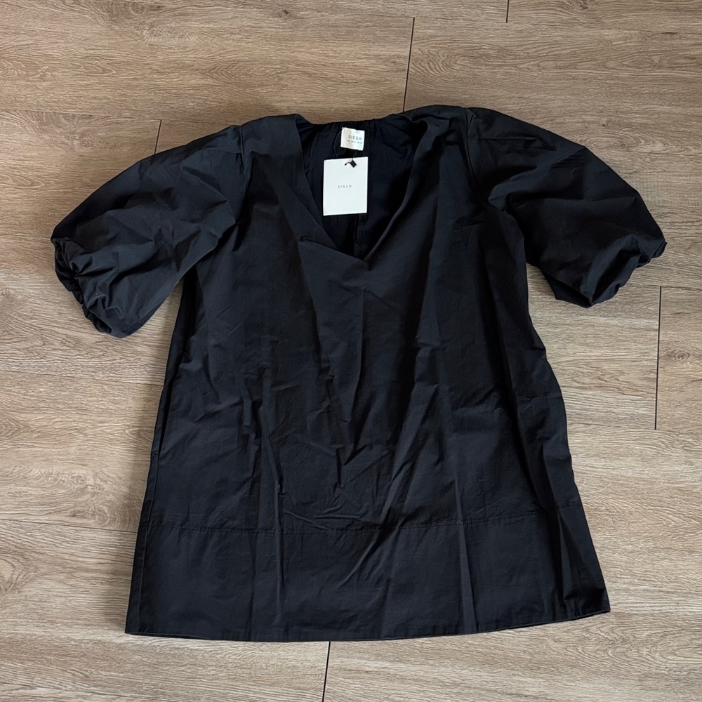 DISSH Women’s Black V-Neck Smock Dress New With Tags